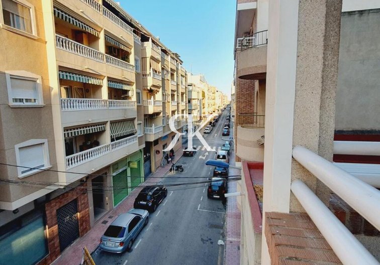 Herverkoop - Appartement - Torrevieja - Centro