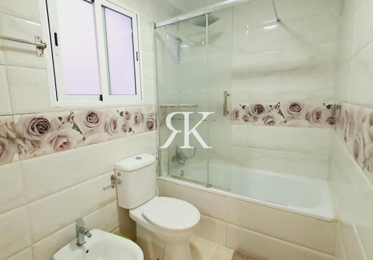 Herverkoop - Appartement - Torrevieja - Centro