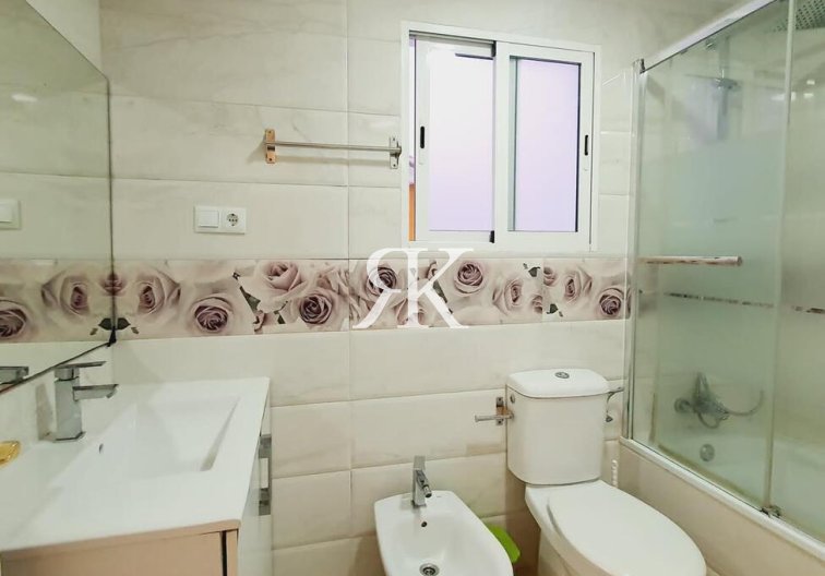 Herverkoop - Appartement - Torrevieja - Centro