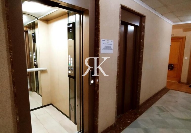 Wiederverkauf - Wohnung - Torrevieja