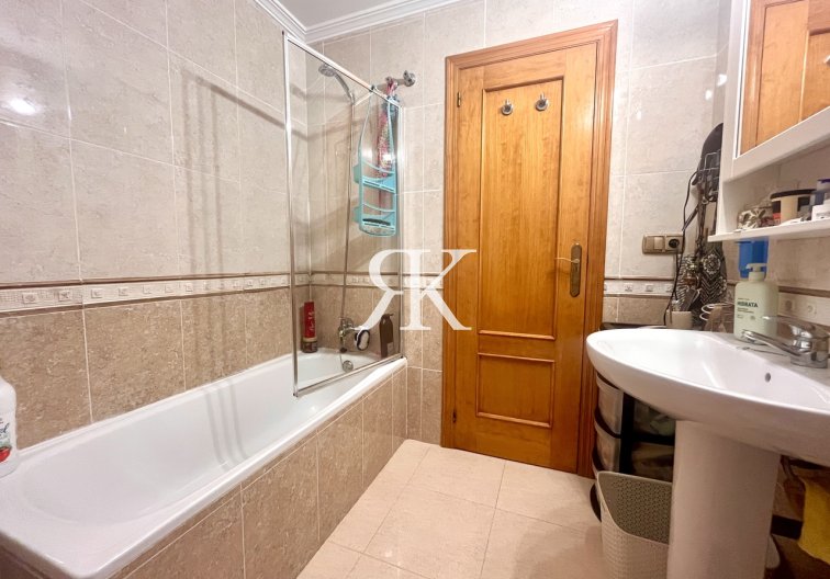 Resale - Apartment - Cabo Roig - Costa Blanca