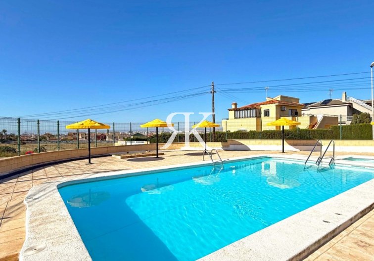 Herverkoop - Bungalow - Torrevieja - Costa Blanca