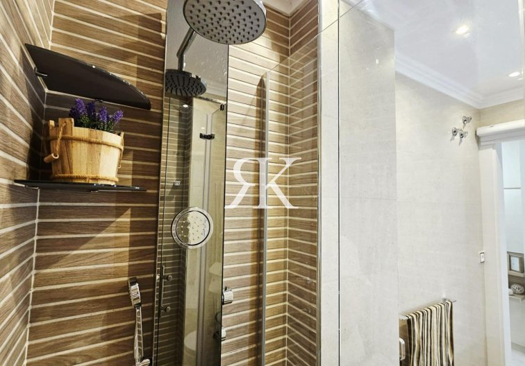 Revente - Appartement - Torrevieja - Nueva Torrevieja