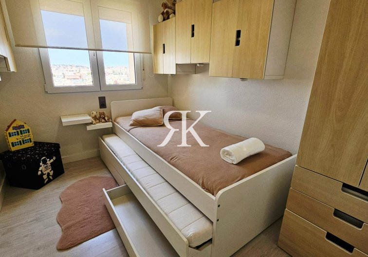 Revente - Appartement - Torrevieja - Nueva Torrevieja