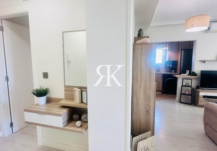 Revente - Appartement - Torrevieja - Nueva Torrevieja