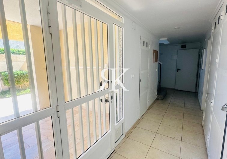 Revente - Appartement - Torrevieja - Nueva Torrevieja