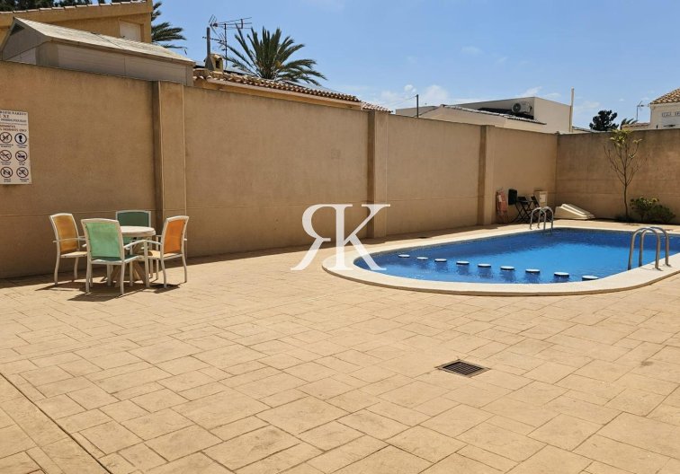 Revente - Appartement - Torrevieja - Nueva Torrevieja