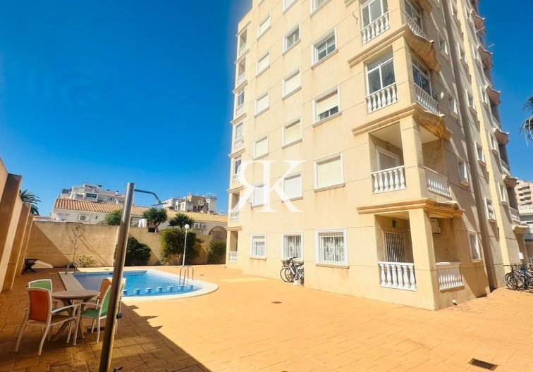 Revente - Appartement - Torrevieja - Nueva Torrevieja