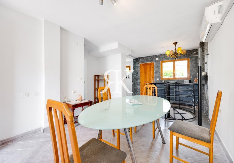 Revente - Bungalow - Torrevieja - Torre La Mata