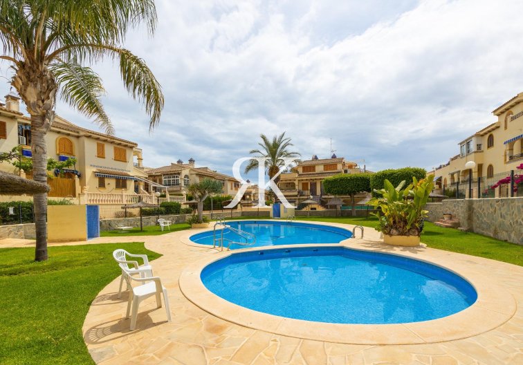 Revente - Bungalow - Torrevieja - Torre La Mata