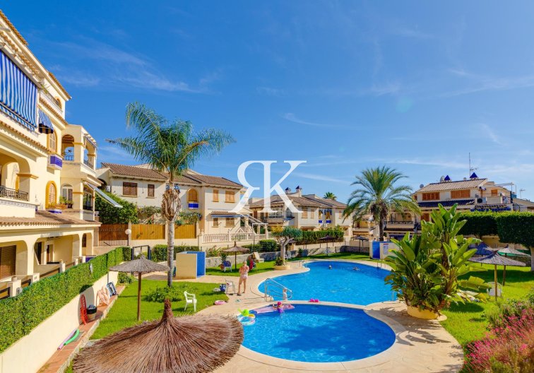 Revente - Bungalow - Torrevieja - Torre La Mata