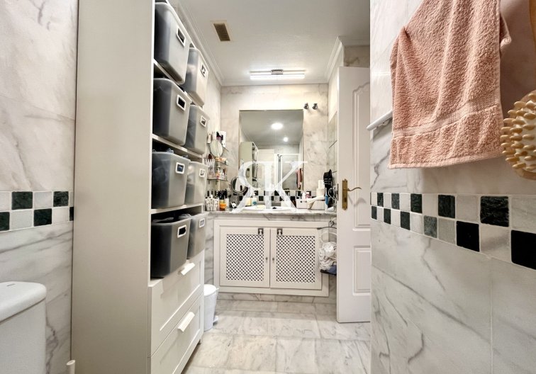 Segunda mano - Apartamento  - Villamartin - Costa Blanca