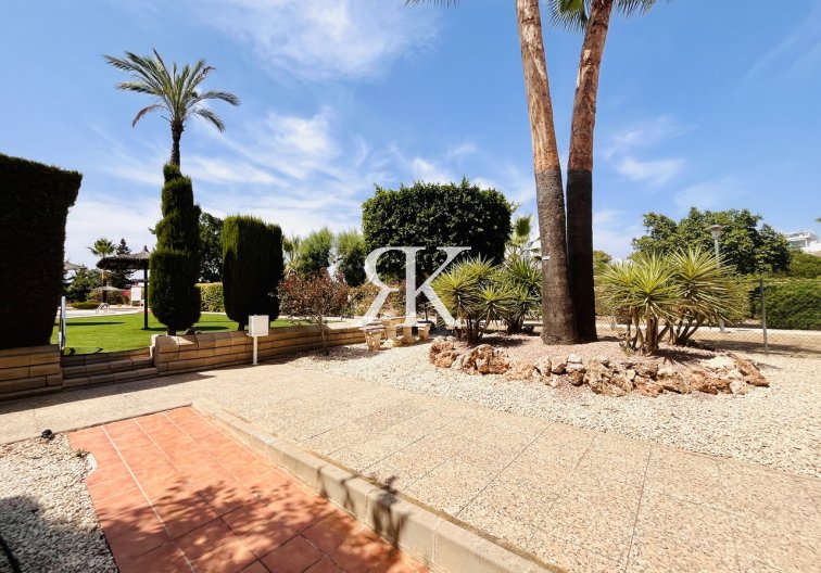 Segunda mano - Apartamento  - Villamartin - Costa Blanca