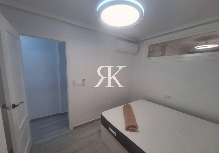 Herverkoop - Appartement - Torrevieja - Playa del Cura