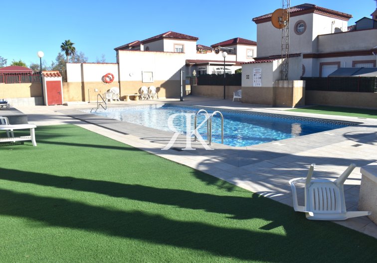 Resale - villa - San Fulgencio - Costa Blanca