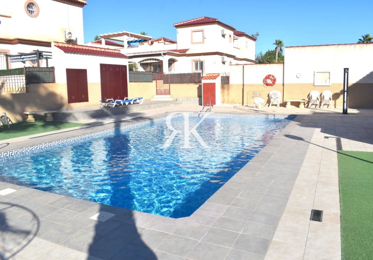 Resale - villa - San Fulgencio - Costa Blanca