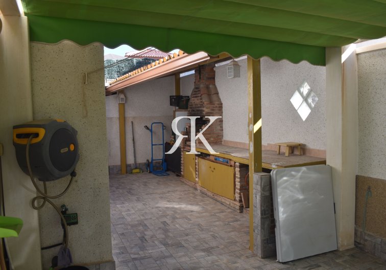 Resale - villa - San Fulgencio - Costa Blanca