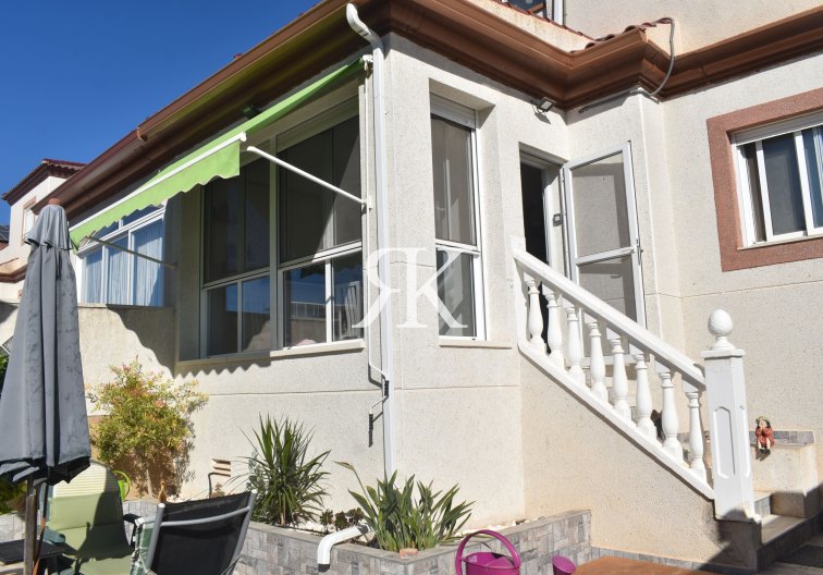 Resale - villa - San Fulgencio - Costa Blanca