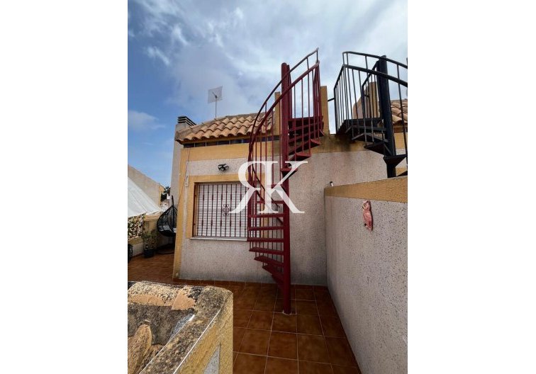 Wiederverkauf - Town House Penthouse - Torrevieja - La Florida