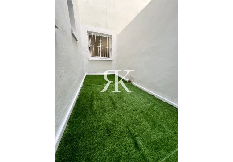 Herverkoop - Appartement - Torrevieja - Centro