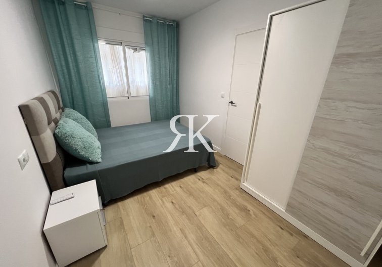 Herverkoop - Appartement - Torrevieja - Centro