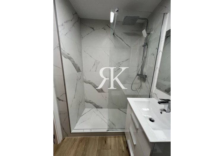 Herverkoop - Appartement - Torrevieja - Centro