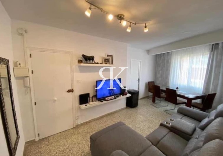 Resale - Apartment - Lo Pagan