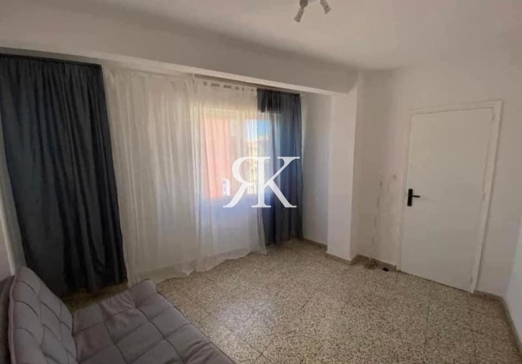 Resale - Apartment - Lo Pagan