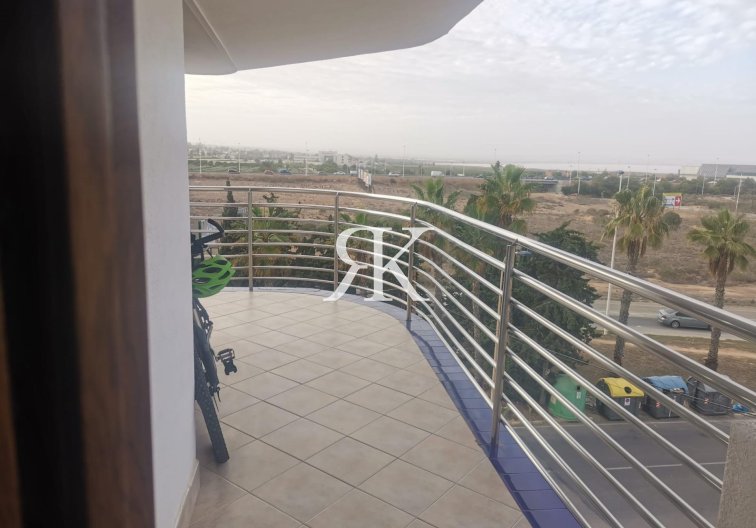 Segunda mano - Apartamento  - Torrevieja - La Veleta