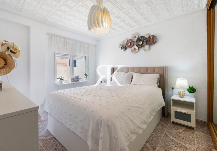 Resale - Apartment - Torrevieja - Playa del Cura