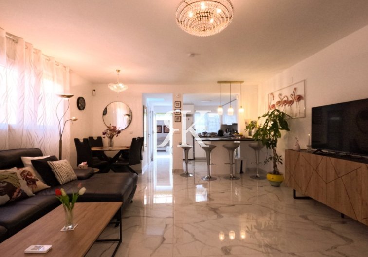 Resale - town house - Torrevieja - Costa Blanca