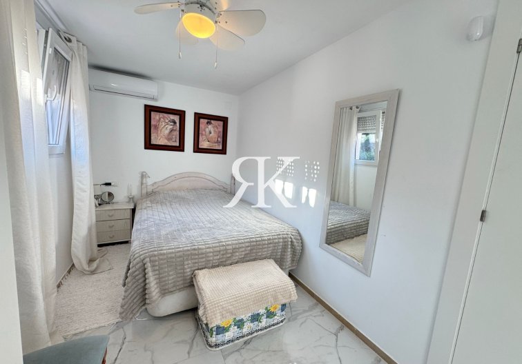 Resale - town house - Torrevieja - Costa Blanca