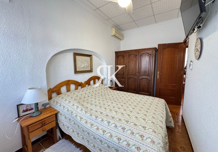 Resale - town house - Torrevieja - Costa Blanca