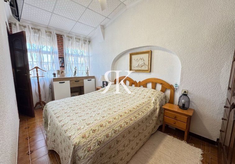 Resale - town house - Torrevieja - Costa Blanca