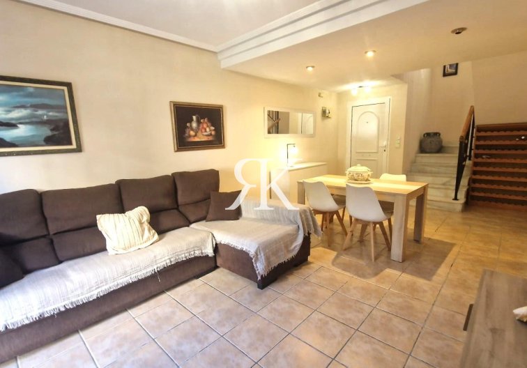 Segunda mano - town house - Torrevieja - Torreblanca