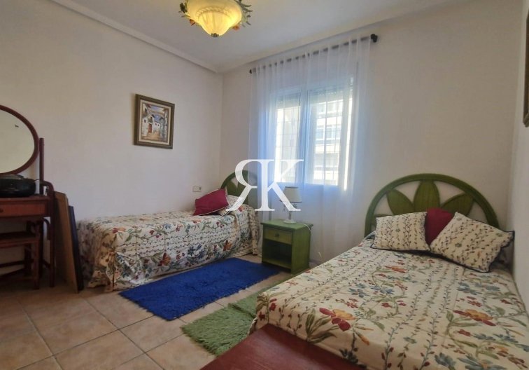 Segunda mano - town house - Torrevieja - Torreblanca