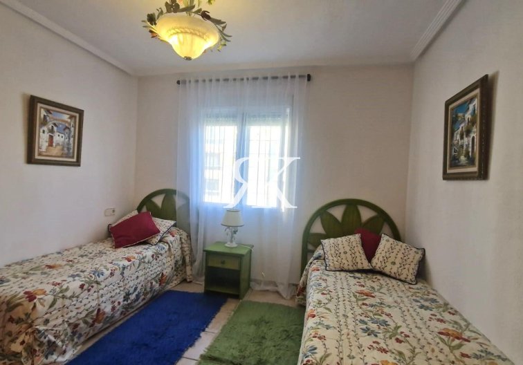 Segunda mano - town house - Torrevieja - Torreblanca