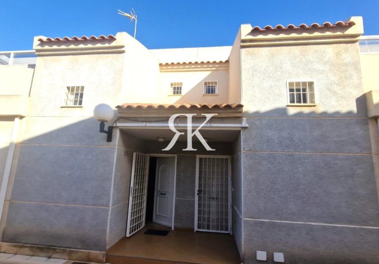 Segunda mano - town house - Torrevieja - Torreblanca