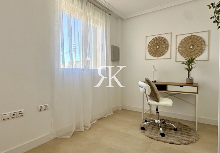 Resale - Apartment - Torrevieja - Costa Blanca