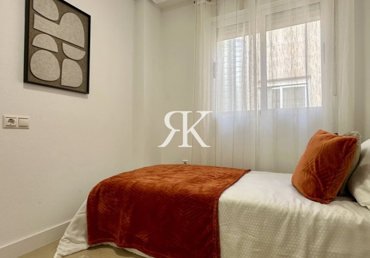 Resale - Apartment - Torrevieja - Costa Blanca