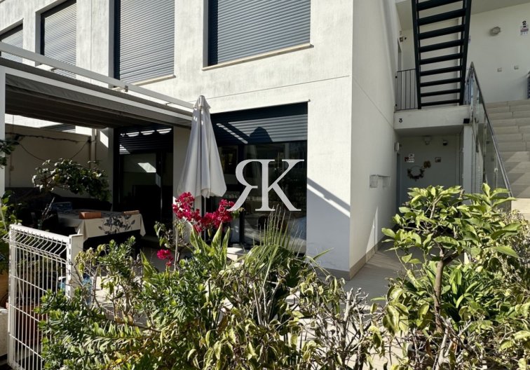 Wiederverkauf - Wohnung - Orihuela Costa - Costa Blanca