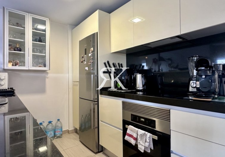 Wiederverkauf - Wohnung - Orihuela Costa - Costa Blanca