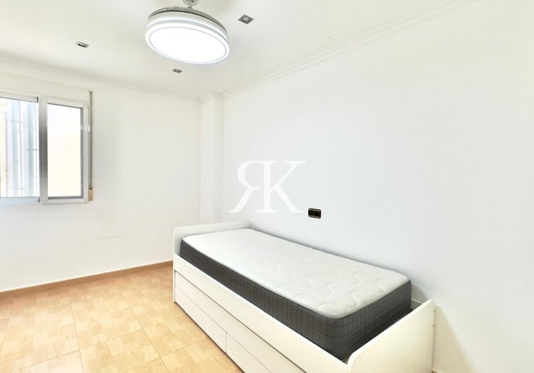 Herverkoop - Appartement - Torrevieja - Centro