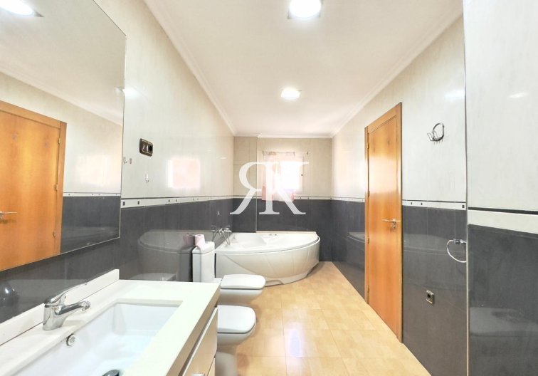 Herverkoop - Appartement - Torrevieja - Centro