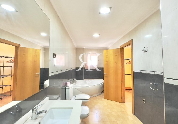 Herverkoop - Appartement - Torrevieja - Centro