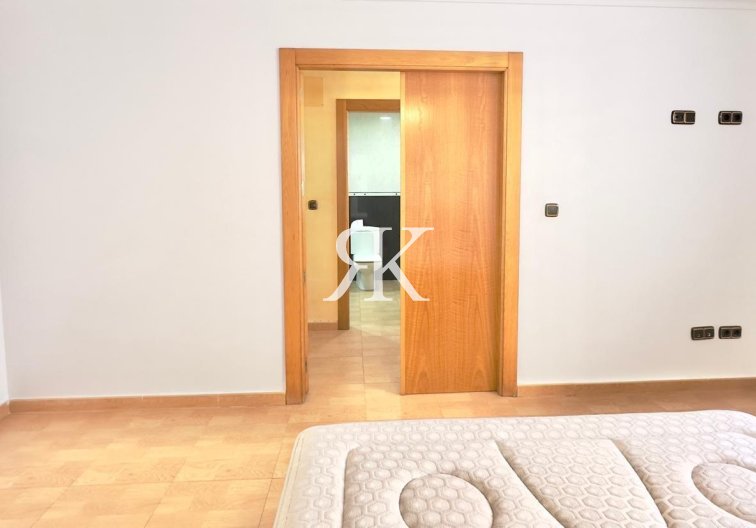 Herverkoop - Appartement - Torrevieja - Centro