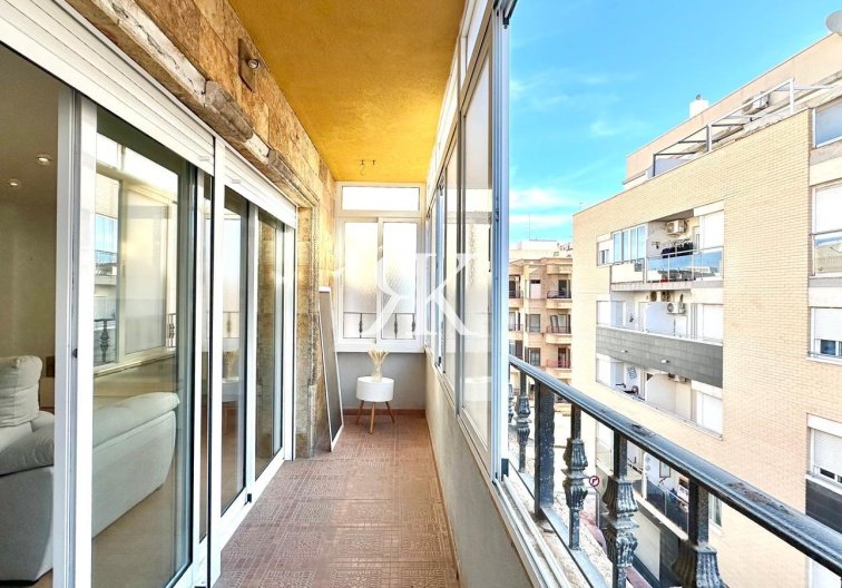 Herverkoop - Appartement - Torrevieja - Centro