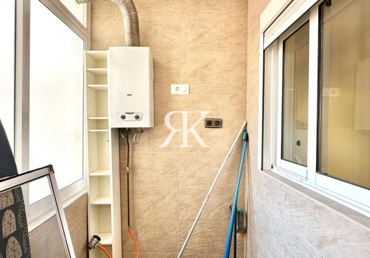 Herverkoop - Appartement - Torrevieja - Centro