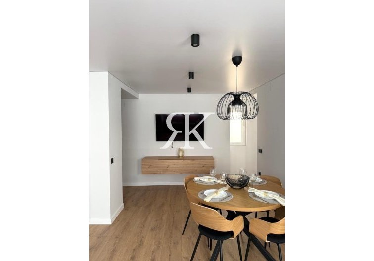 Revente - Appartement - Torrevieja - Paseo Maritimo