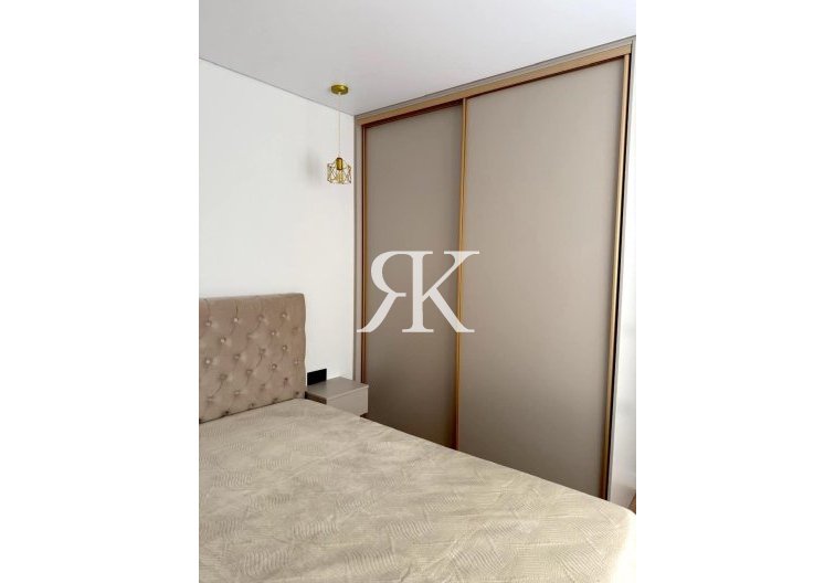 Revente - Appartement - Torrevieja - Paseo Maritimo